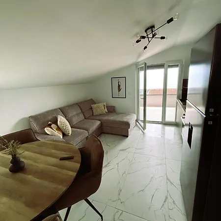 Denis Apartment